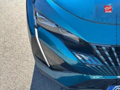 Photo 12 Peugeot 408  PHEV 225ch First Edition e-EAT8