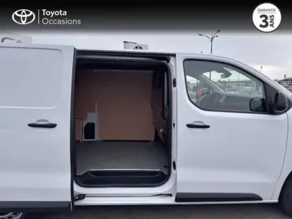 Photo 6 Toyota Proace  Medium 2.0 D-4D 140 Dynamic MC23