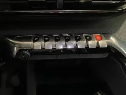 Photo 14 Peugeot 5008 Gén. II Ph2 NG Allure Pack 5