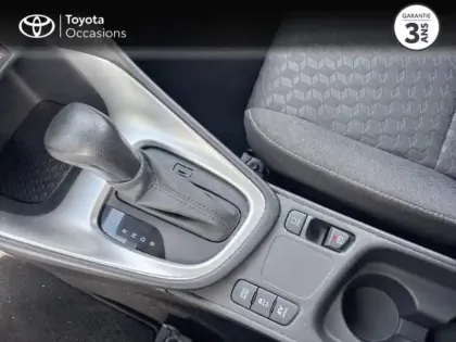 Photo 14 Toyota Yaris  116h Design 5p MC24