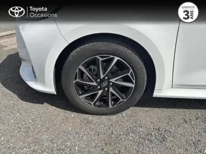 Photo 8 Toyota Yaris  116h Design 5p MC24