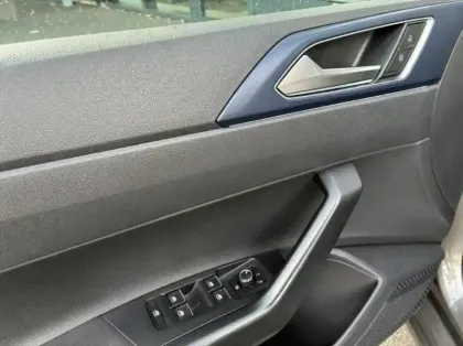 Photo 9 Volkswagen Polo Gén. VI Ph1 United 5