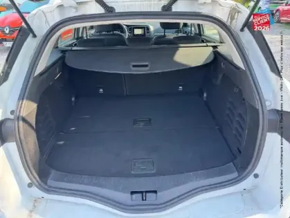 Photo 13 Renault Megane  Estate 1.5 Blue dCi 115ch Evolution