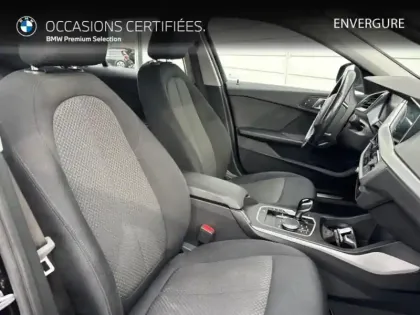 Photo 8 BMW Serie 1 Gén. III (F40) Ph2 Business Design 5