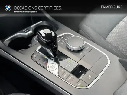 Photo 12 BMW Serie 1 Gén. III (F40) Ph2 Business Design 5