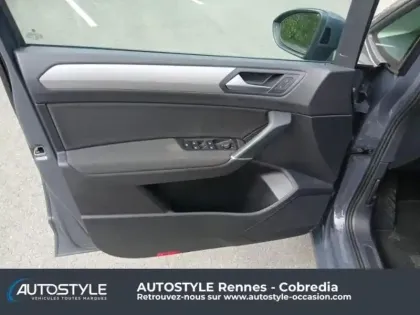 Photo 13 Volkswagen Touran Gén. III Ph1 NG Life Plus 5