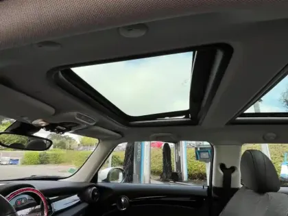 Photo 9 Mini Mini Gén. III (F56) Ph3 Edition Premium Plus 3