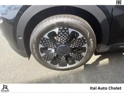 Photo 10 Fiat 600  1.2 Hybrid Turbo 110ch La Prima eDCT6 Step 2