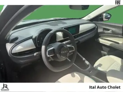 Photo 7 Fiat 600  1.2 Hybrid Turbo 110ch La Prima eDCT6 Step 2