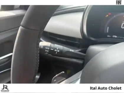 Photo 13 Fiat 600  1.2 Hybrid Turbo 110ch La Prima eDCT6 Step 2