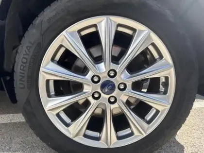 Photo 8 Ford Kuga  1.5 EcoBlue 120ch Vignale