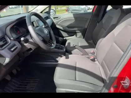 Photo 9 Renault Clio Gén. V (BJA) Ph1 NG Evolution 5