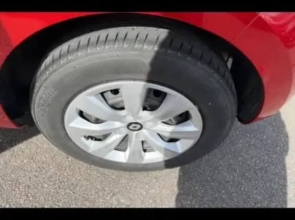 Photo 12 Renault Clio Gén. V (BJA) Ph1 NG Evolution 5