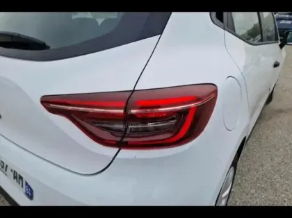 Photo 13 Renault Clio Gén. V (BJA) Ph1 NG Authentic 5