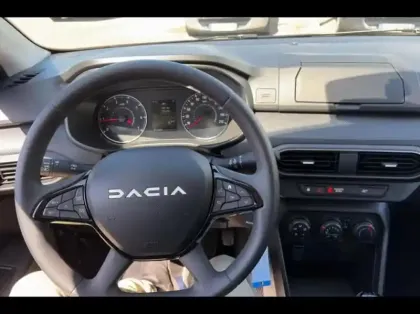 Photo 13 Dacia Sandero  1.0 SCe 65ch Essential