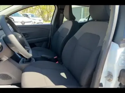 Photo 8 Dacia Sandero  1.0 SCe 65ch Essential