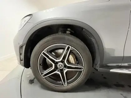 Photo 8 Mercedes GLC  300 de 194+122ch AMG Line 4Matic 9G-Tronic
