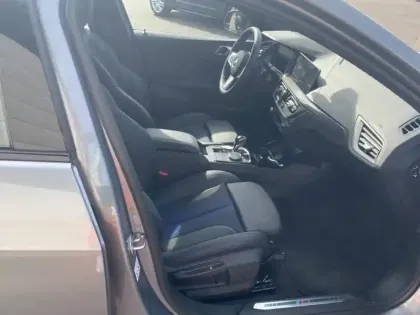 Photo 8 BMW Serie 1 Gén. III (F40) Ph2 M Sport 5