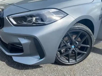 Photo 6 BMW Serie 1 Gén. III (F40) Ph2 M Sport 5