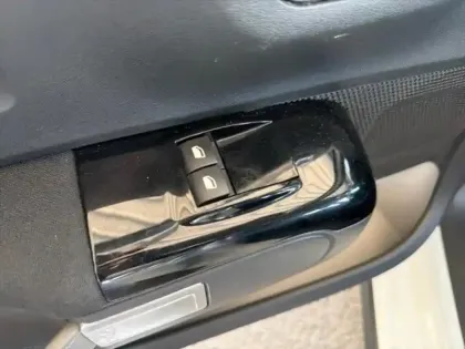 Photo 11 Citroën C3 Gén. III Ph2 Feel Business 5