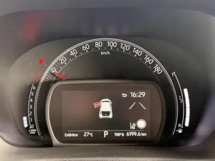 Photo 12 Toyota Aygo  X 1.0 VVT-i 72ch Design S-CVT