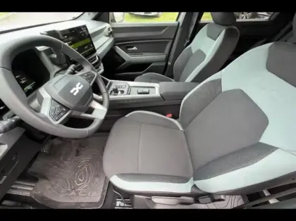 Photo 9 Dacia Bigster  1.8 hybrid 155ch Extreme