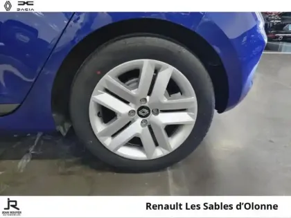 Photo 7 Renault Clio  1.6 E-Tech 145ch full hybrid Evolution