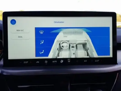 Photo 13 Ford Focus Gén. IV Ph2 Titanium X Business 5