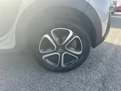 Photo 10 Citroën C3 Gén. III Ph2 Shine 5