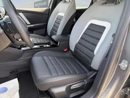 Photo 8 Citroën C4 Gén. III Ph2 MAX 5