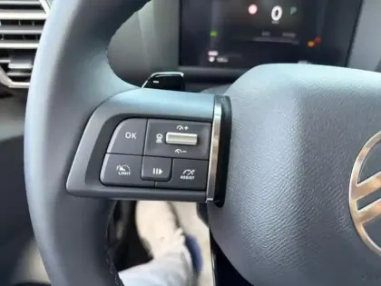 Photo 14 Citroën C4 Gén. III Ph2 MAX 5