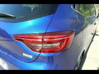 Photo 13 Renault Clio  1.6 E-Tech 140ch Intens -21