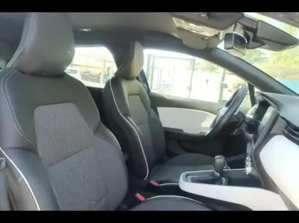 Photo 9 Renault Clio  1.6 E-Tech 140ch Intens -21