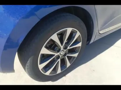 Photo 12 Renault Clio  1.6 E-Tech 140ch Intens -21