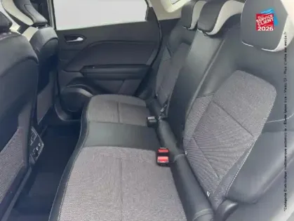 Photo 10 Renault Captur  1.6 E-Tech hybride 145ch Intens -21