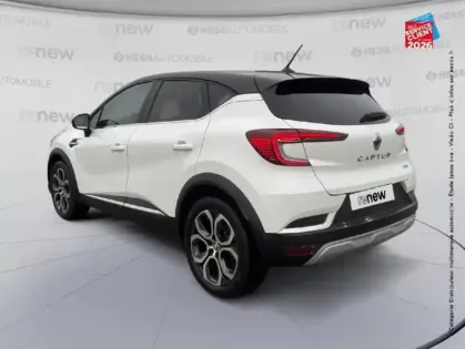 Photo 7 Renault Captur  1.6 E-Tech hybride 145ch Intens -21
