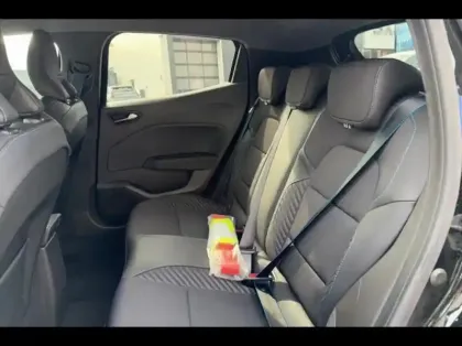 Photo 10 Renault Clio Gén. V (BJA) Ph2 esprit Alpine 5