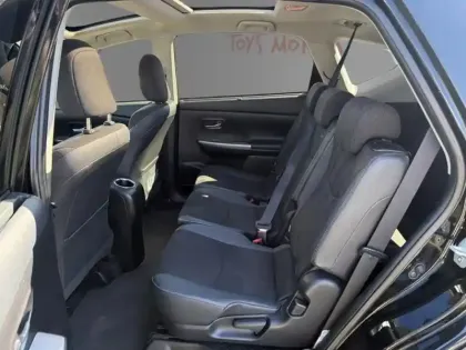 Photo 13 Toyota Prius 136h SkyView