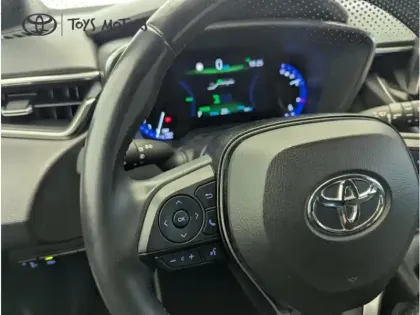 Photo 14 Toyota Corolla Hybride 122h Dynamic