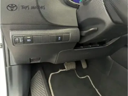 Photo 13 Toyota Corolla Hybride 122h Dynamic