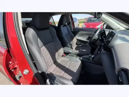 Photo 12 Toyota Yaris Gén. I Ph1 Collection 5