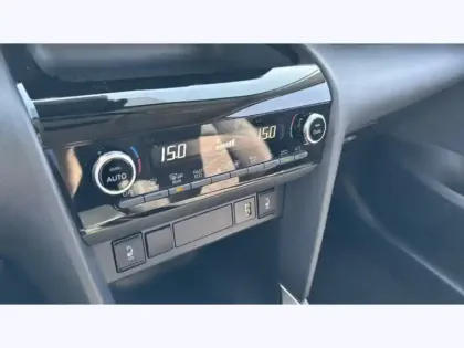 Photo 23 Toyota Yaris Gén. I Ph1 Collection 5