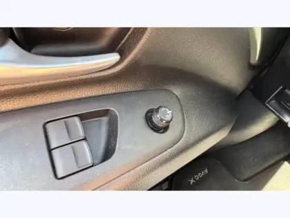 Photo 15 Toyota Aygo Gén. I Ph1 Design 5