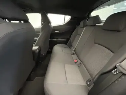 Photo 19 Toyota C-HR 1.8 HYBRIDE 122 DYNAMIC