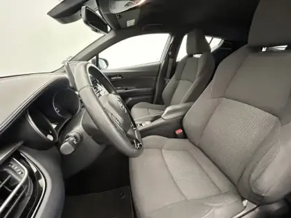 Photo 12 Toyota C-HR 1.8 HYBRIDE 122 DYNAMIC