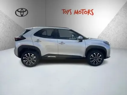 Photo 5 Toyota Yaris Hybride 1.5 HYBRID 130H DESIGN PACK CARGO 130