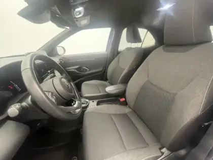 Photo 17 Toyota Yaris Gén. I Ph1 NG Design 5