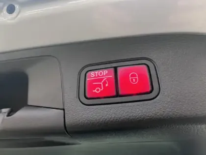 Photo 17 Mercedes GLA Gén. II (H247) Ph2 AMG Line 5