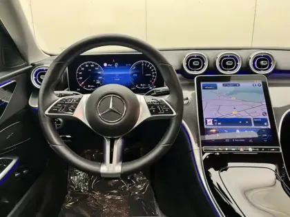 Photo 17 Mercedes Classe C Berline 300 e Hybrid EQ Avantgarde Line