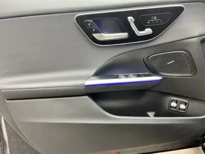 Photo 14 Mercedes Classe C Berline 300 e Hybrid EQ Avantgarde Line